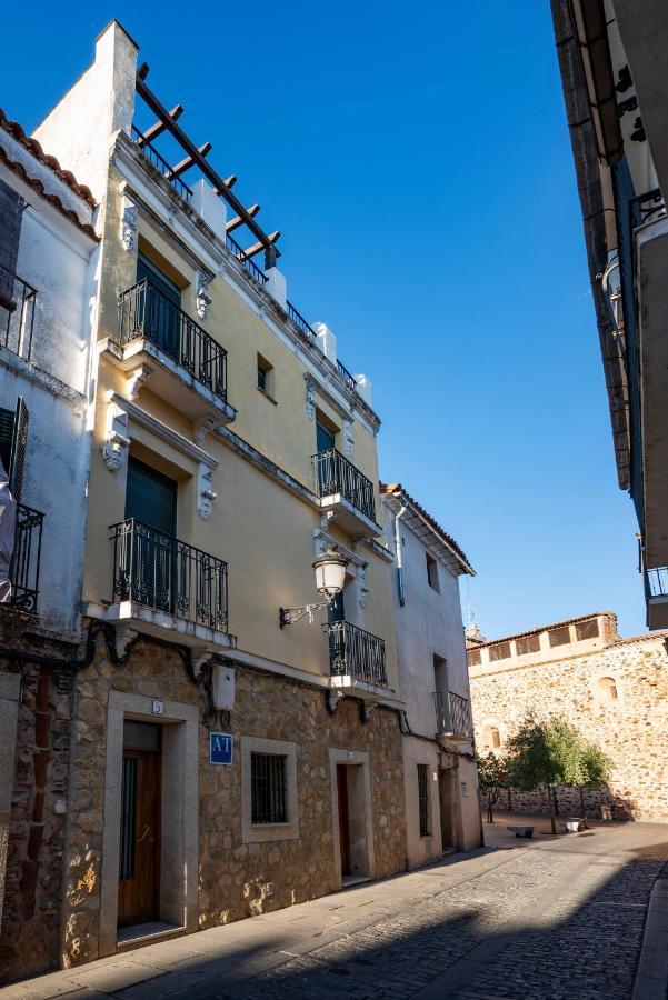 Apartamentos Caceres Historico Centro エクステリア 写真