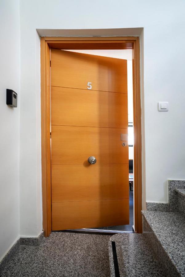 Apartamentos Caceres Historico Centro エクステリア 写真
